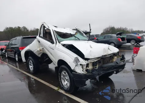2003 Toyota Tacoma from USA, damaged, VIN 5TEPM62NX3Z278620